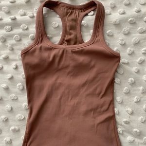 Alo Yoga Tank